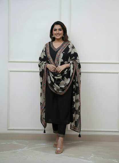 BLACK BERRY FLORAL ELEGANCE SUIT SET