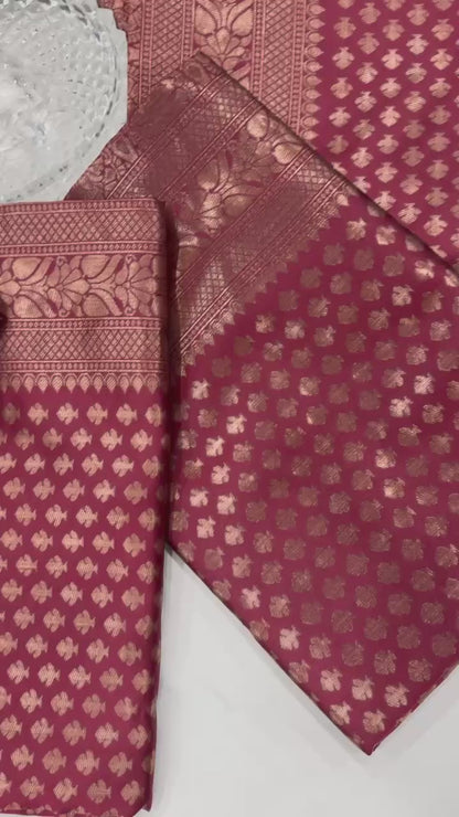 Exquisite Saree with Rich Pallu & All-Over Jacquard Detailing